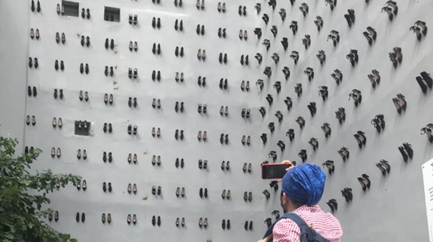 'Utanç duvarı'nda yaptığı pes dedirtti!