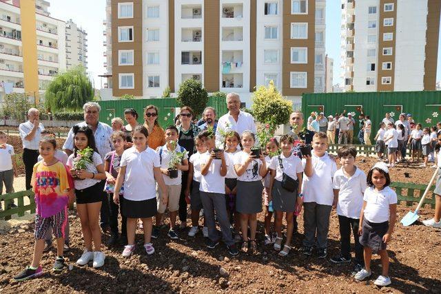 Mezitli’de ’Çocuk Hobi Bahçeleri’ açıldı