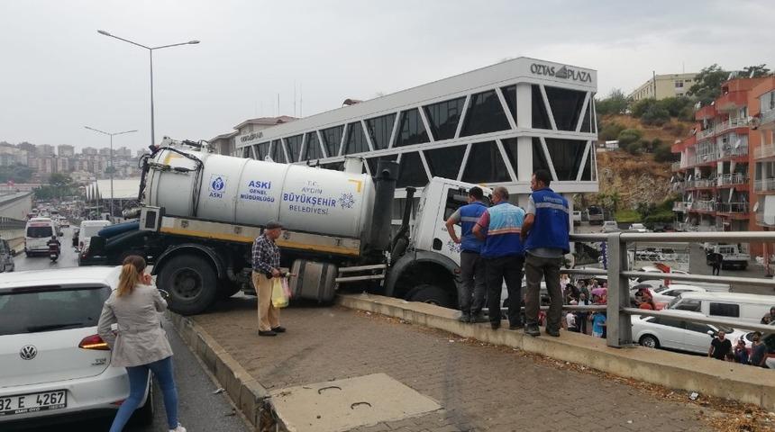 Facia ucuz atlatıldı