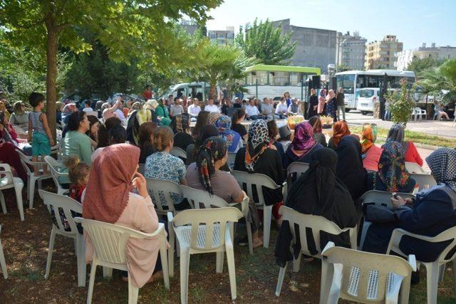 Kadın ve gençlik merkezinde aşure etkinliği