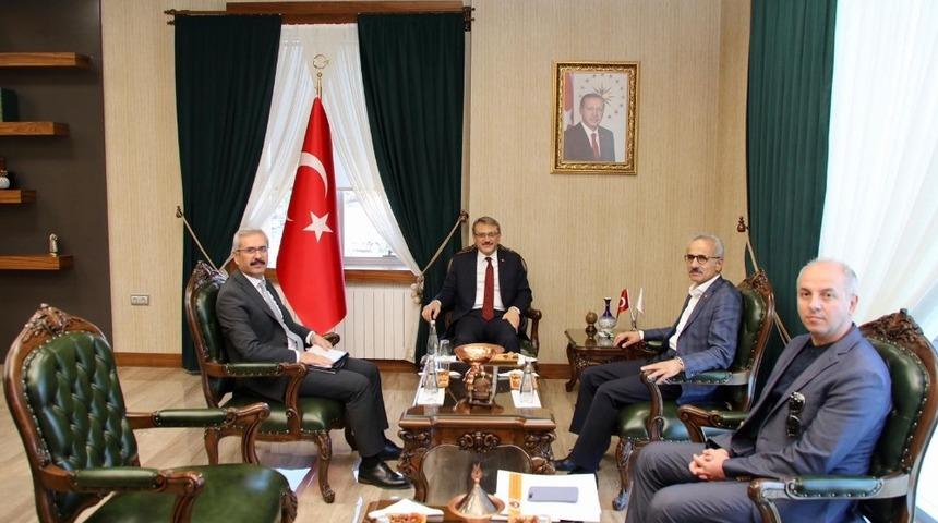 Karayolları Genel M&uuml;d&uuml;r&uuml; Uraloğlu,"&Ccedil;alışmalarımız programımız kapsamında devam etmektedir"