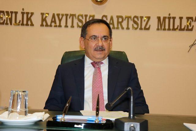 Başkan Mustafa Demir: “Türkiye’de otopark sistemini çözmüş şehirlerden birisi olmak zorundayız”