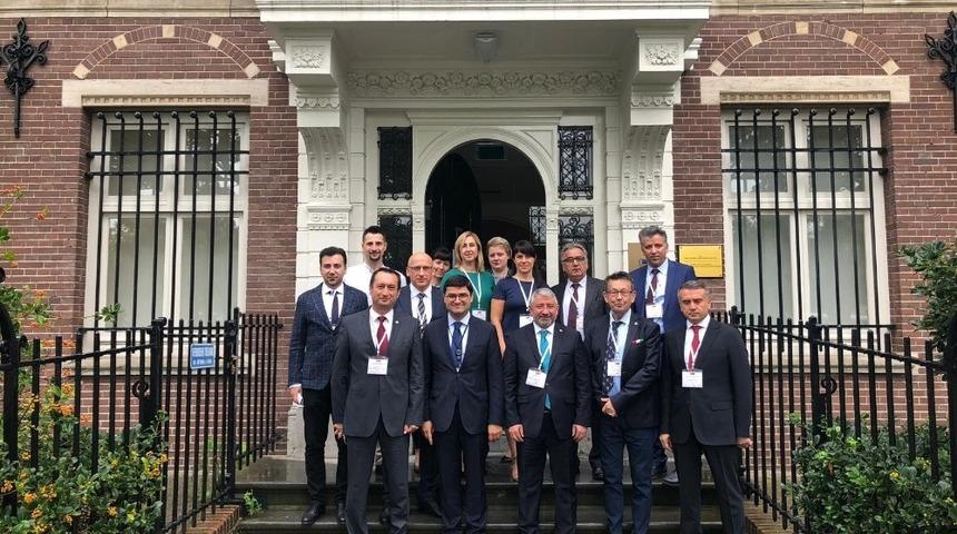 &Ccedil;orum heyetinden Amsterdam&rsquo;da