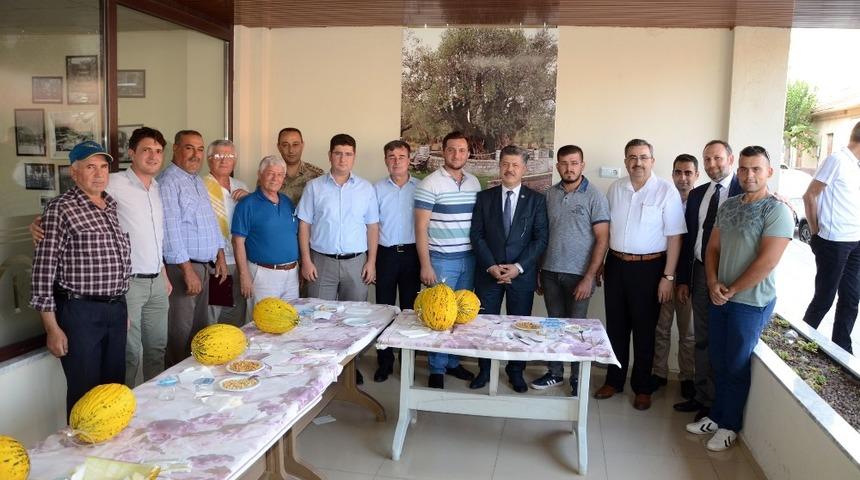 Kırkağaç’ta "en güzel kavunlar" yarıştı