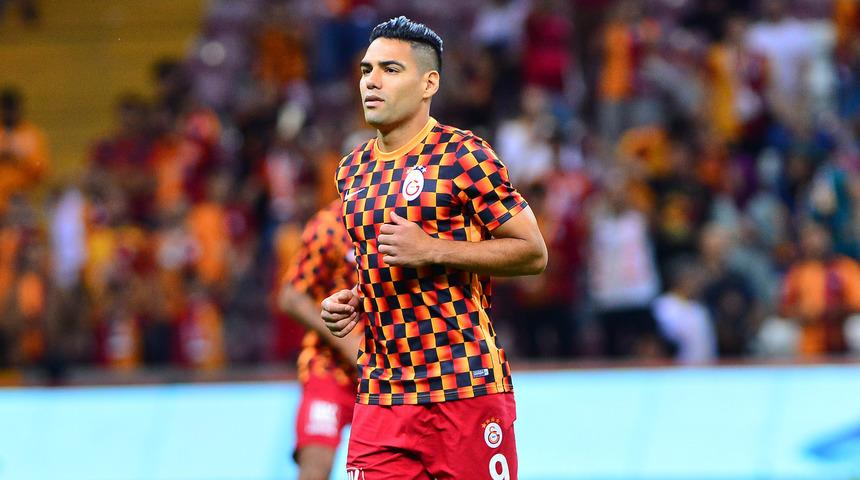 Falcao'dan damada flaş mesaj!