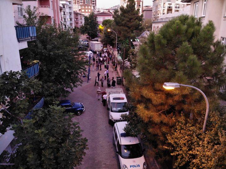 Panik anları! Sesleri duyunca kendilerini dışarı attılar G2