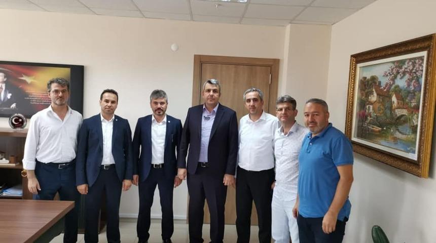 Eğitim-Bir-Sen&rsquo;den aşure ikramı