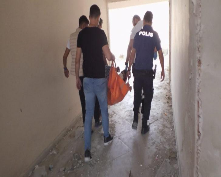 Yer: Esenyurt... Feci şekilde dövüp metruk binaya attılar G5