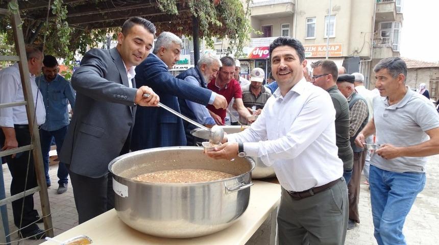 Hisarcık Belediyesinden aşure ikramı
