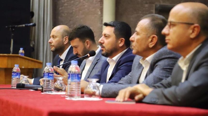 Başkan Rasim Arı, mahalle muhtarları ile bir araya geldi