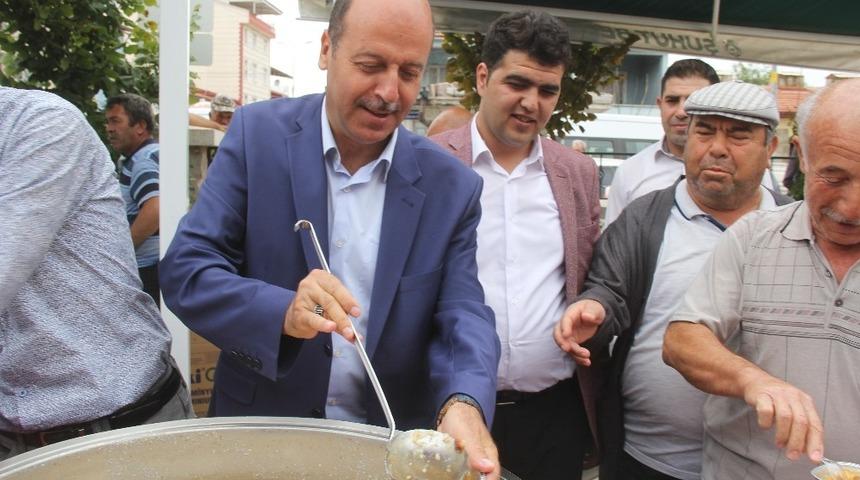 Şuhut Belediyesinden Geleneksel 11. Aşure İkramı