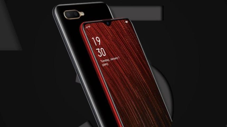 OPPO A5S &ouml;ğrencilerin yanında 