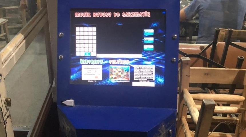 Polis  oyun makinelerine el koydu