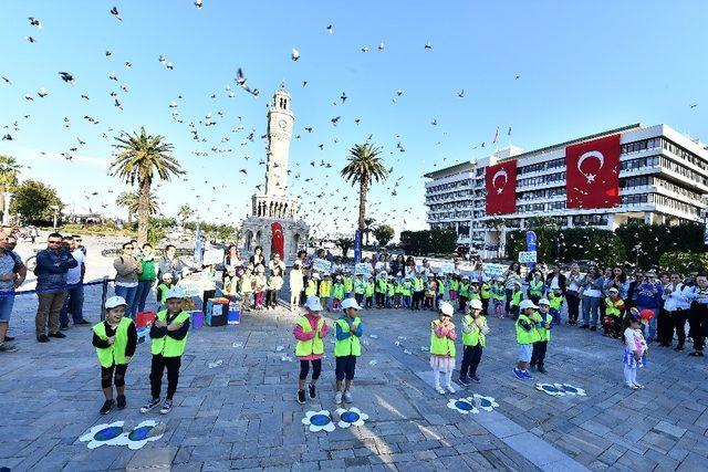 Tarihi çarşıda temizlik seferberliği