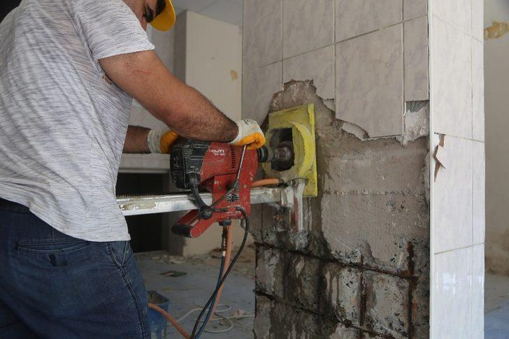 Maltepe’de boşaltılan riskli binadan karot örnekleri alındı G3