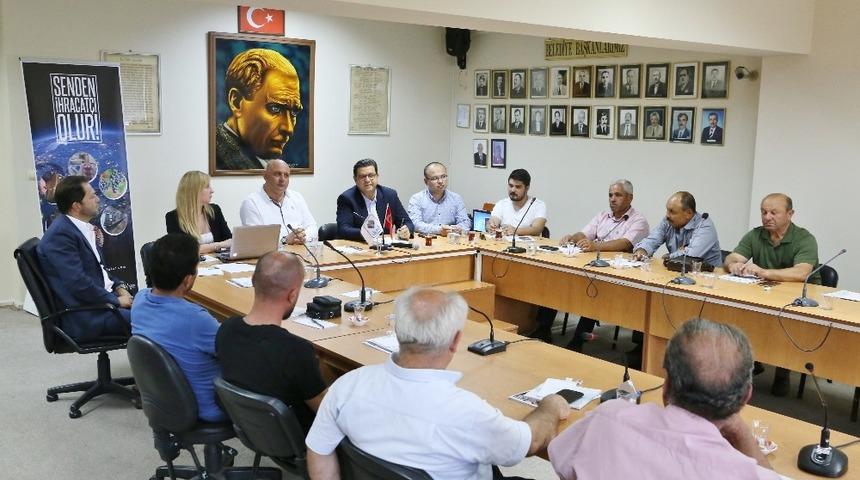 Buldan’da “Senden İhracatçı Olur” toplantısı