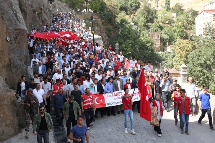 Bitlis’te ‘Teröre Lanet’ yürüyüşü G5