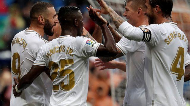 Real Madrid 3 - 2 Levante