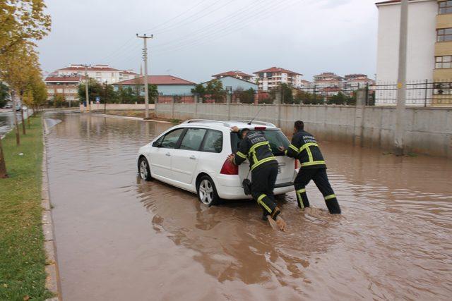 Aksaray'da sağanak, sele neden oldu