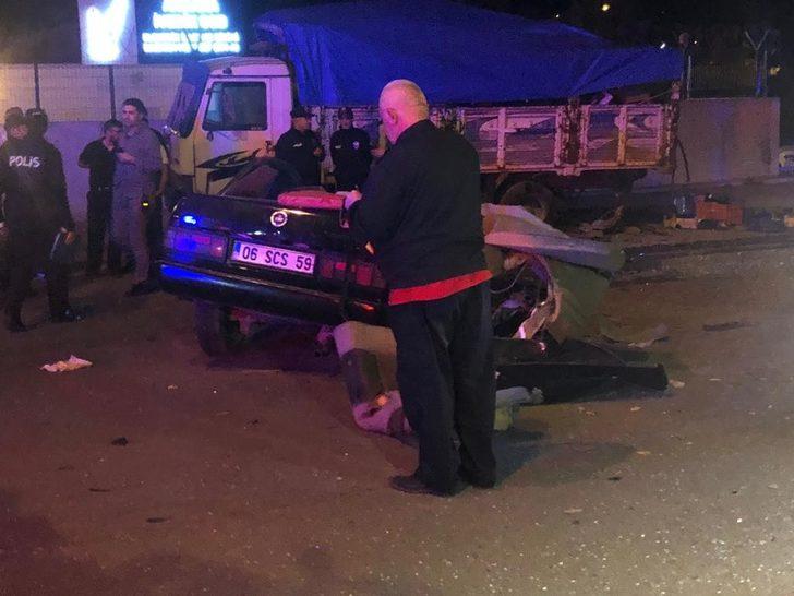 Polisin ‘dur’ ihtarına uymayan driftçiler kaza yaptı: 2 ölü 1 yaralı G3