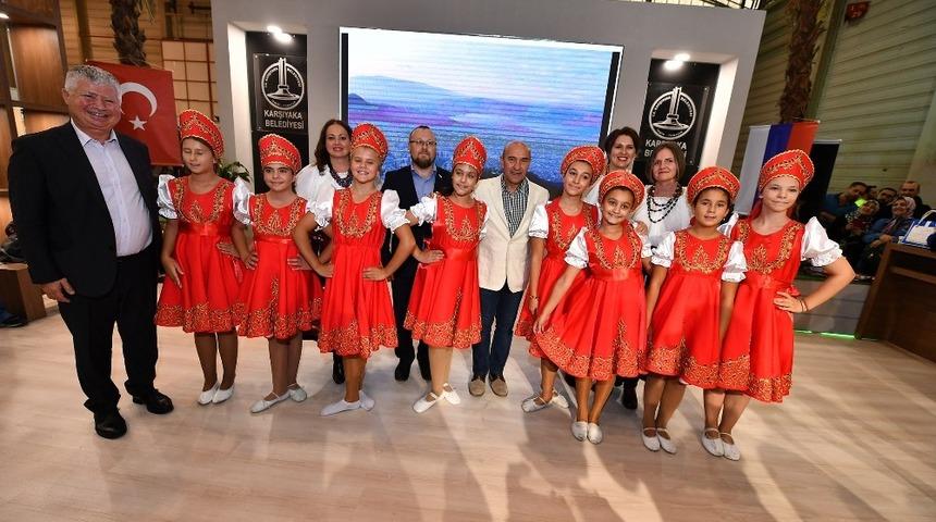 Başkan Soyer fuar’da İzmir turu attı