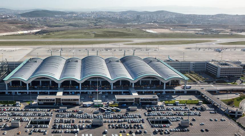Sabiha Gökçen’i 2019 yaz aylarında yaklaşık 10 milyon yolcu kullandı