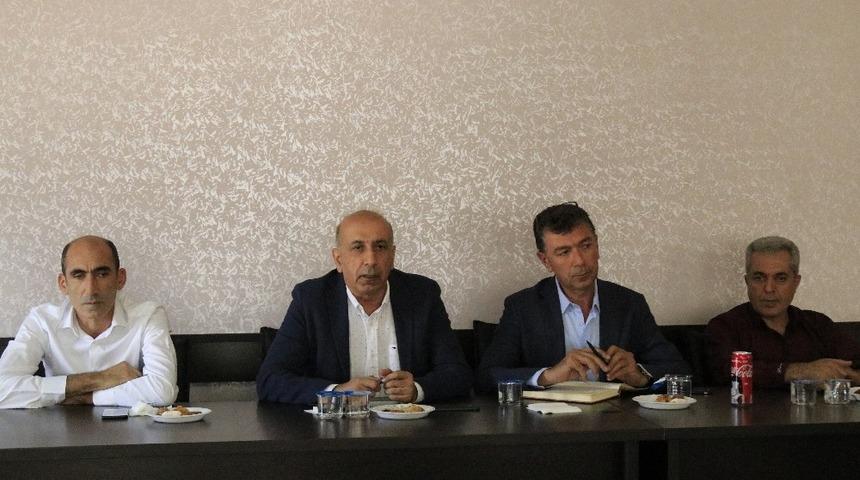 DTSO y&ouml;netimi, Gıda Toptancılar Sitesi esnafıyla bir araya geldi