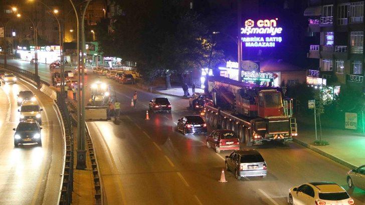 95 tonluk üst geçit bir gecede yerine yerleştirildi G1