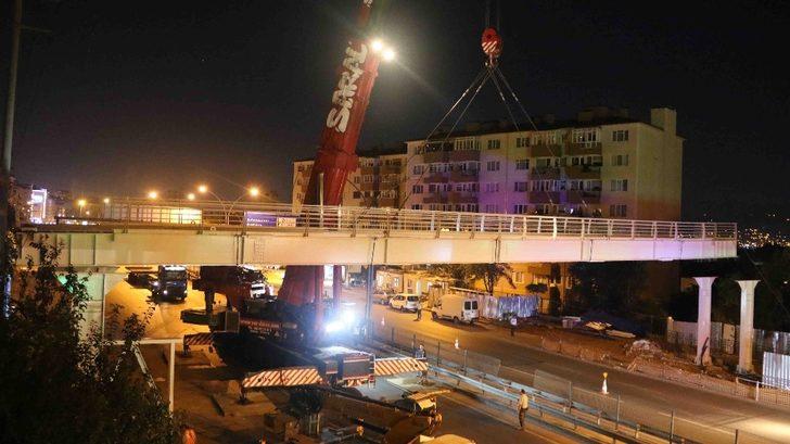 95 tonluk üst geçit bir gecede yerine yerleştirildi G3