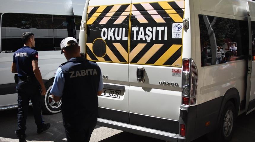 Konya B&uuml;y&uuml;kşehir&rsquo;den okul servis ara&ccedil;larına sıkı denetim