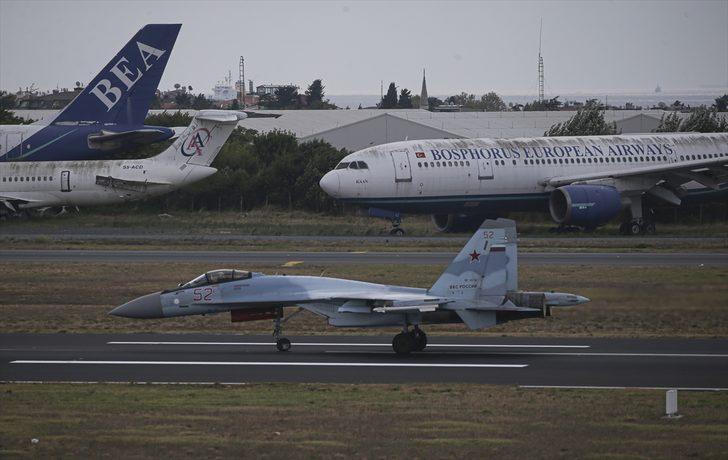 İstanbul'da Rus savaş uçağı Su-35 antrenman uçuşu yaptı G5