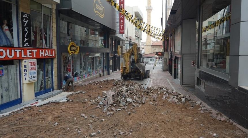 Ada sokak, Tahmis caddesi ve Hastane caddesinde &ccedil;alışmalar başladı
