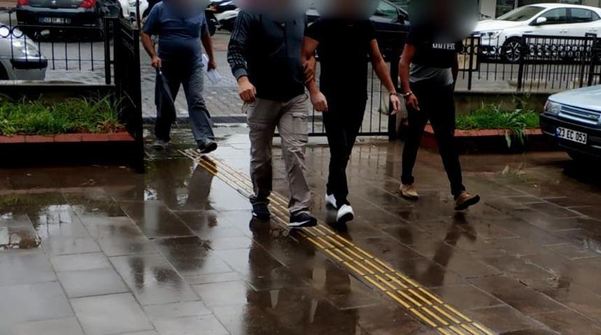 7 ayrı su&ccedil;tan aranan cezaevi firarisi Kuşadası&rsquo;nda yakalandı