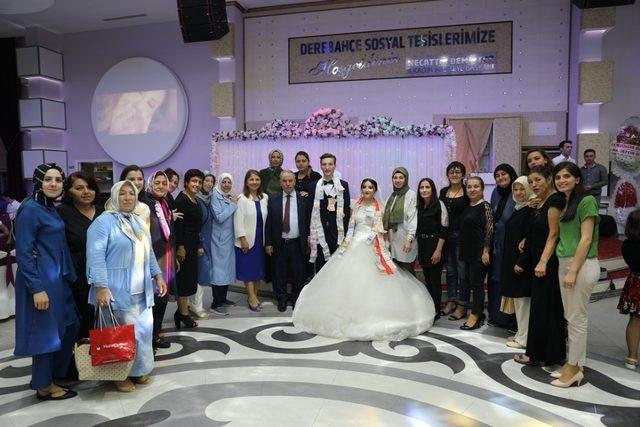 Başkan Demirtaş’tan genç çifte nikah sürprizi