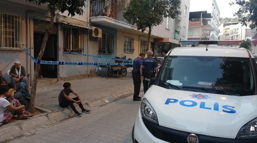 Yaşlı kadın evinde &ouml;l&uuml; bulundu