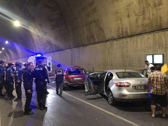 Pendik’te trafik kazası: 2 ölü 1 yaralı