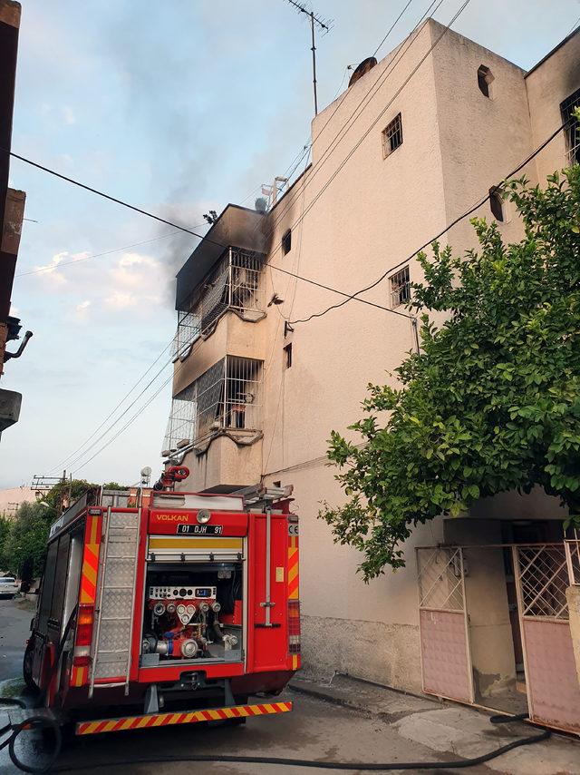 3 kişiyi öldüren eski astsubayın evi iki kez kundaklandı