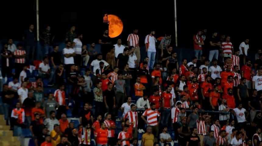 Adana&rsquo;da dolunay g&uuml;zel g&ouml;r&uuml;nt&uuml;ler oluşturdu