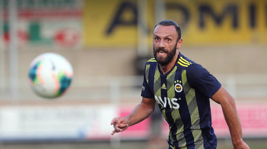 Canlı yayında açıkladı! Vedat'a tarihi bonservis