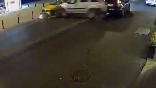 İstanbul'da alkollü sürücü dehşeti! 
