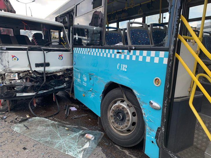 Ümraniye'de halk otobüsüne vinç yüklü kamyon çarptı! 9 yaralı G2