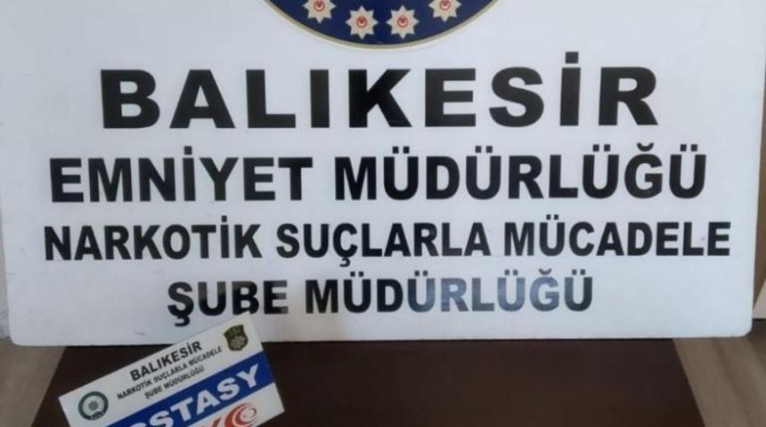 Balıkesir polisi uyuşturucuya savaş a&ccedil;tı