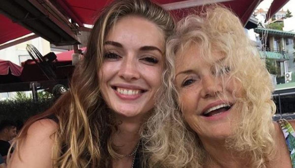  Yasemin Allen annesi Suna Yıldızoğlu'na kavuştu