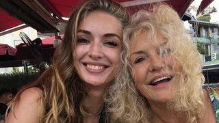  Yasemin Allen annesi Suna Yıldızoğlu'na kavuştu