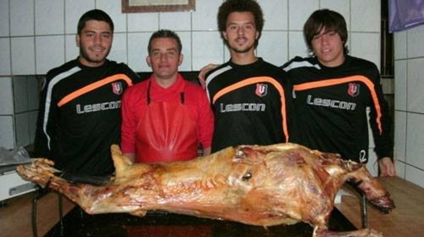 Sırrı ustaların elinde! Şaphane kebabını yemek için o ile gidiyorlar