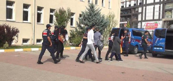 İranlı iş adamı Alıreza Aghajanı Namını'yi dövüp gasp eden 4 kişiden 2'si yakalandı G4