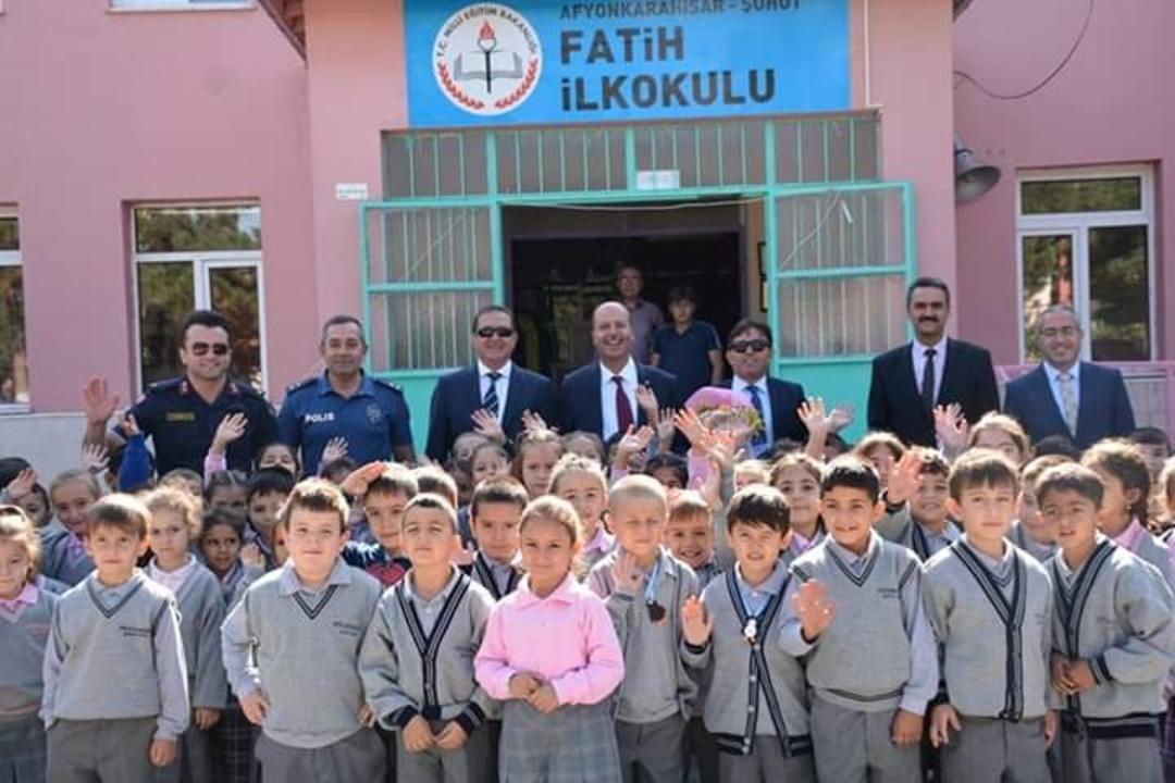 Şuhut&rsquo;ta İlk&ouml;ğtetim Haftası t&ouml;renle kutlandı