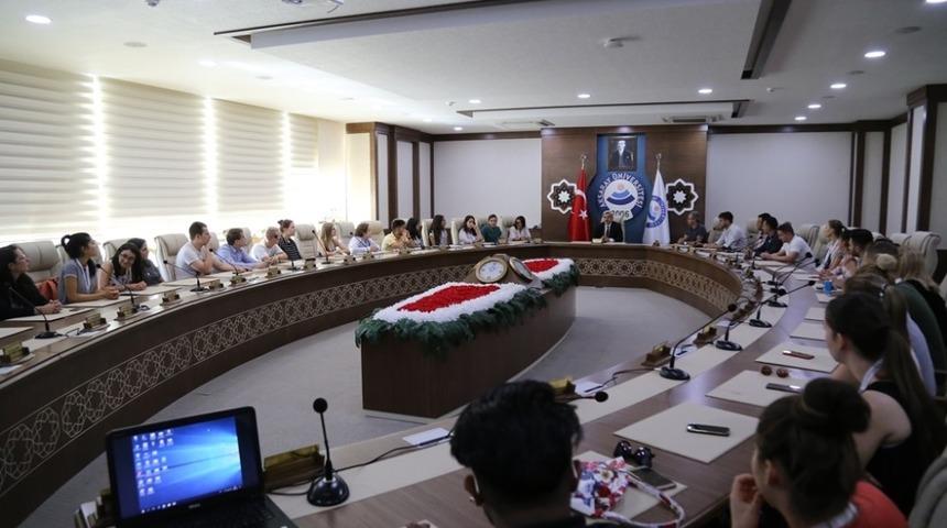 AS&Uuml;&rsquo;de &ldquo;Hayata Bağımlı&rdquo; projesi başladı