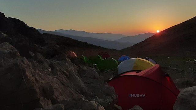 Cilo Trekking Spor Kulübü üyelerinden yürüyüş ve tırmanış etkinliği