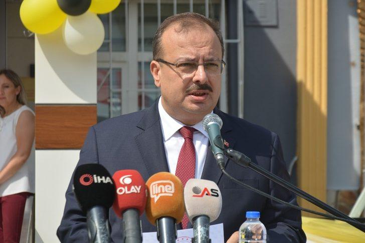 Vali Canbolat: “Eğitimde hata geleceği olumsuz etkiler” G3